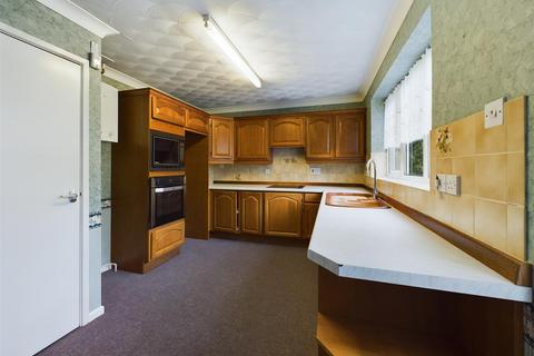 74 Compit Hills, Cromer, NR27 9LP