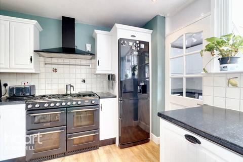 4 Filey Close, Biggin Hill, Westerham, TN16 3PE