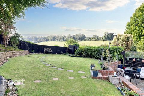 4 Filey Close, Biggin Hill, Westerham, TN16 3PE