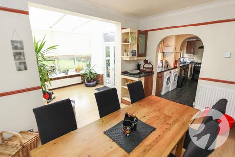 10 Arbroath Road, London, SE9 6RN