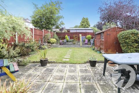 10 Arbroath Road, London, SE9 6RN