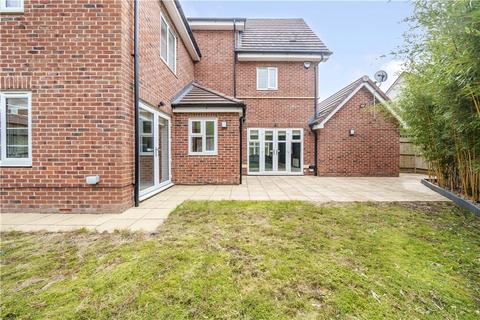 3 Truesdales, Ickenham, Uxbridge, UB10 8FJ