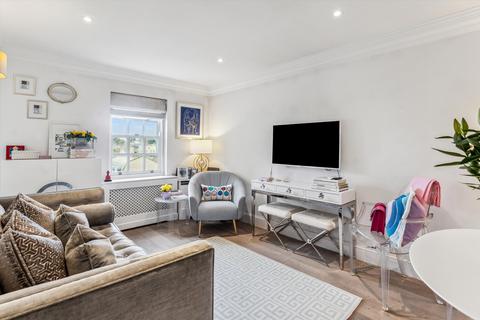 1 bedroom flat for sale, Farrier Walk, London, SW10