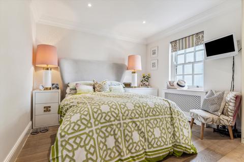 1 bedroom flat for sale, Farrier Walk, London, SW10