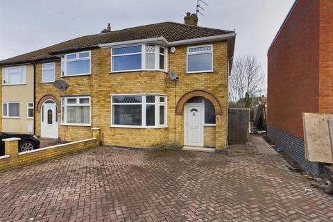 3 bedroom semi-detached house for sale, Chistlehurst Avenue, Leicester