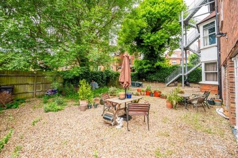 Flat 2, 67 Harold Road, London, SE19 3SP
