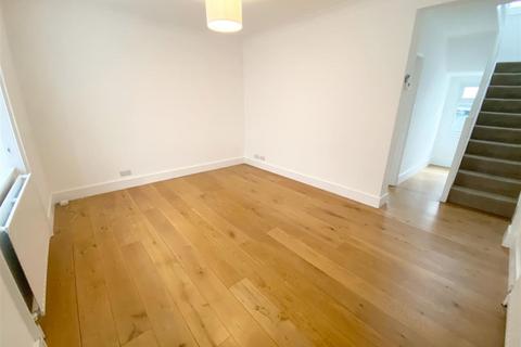 4 bedroom terraced house to rent, Over Street, Brighton