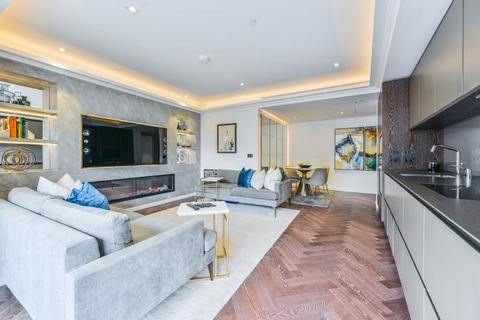 2 bedroom flat for sale, Fladgate House, Circus Road West, London, SW11 8EX