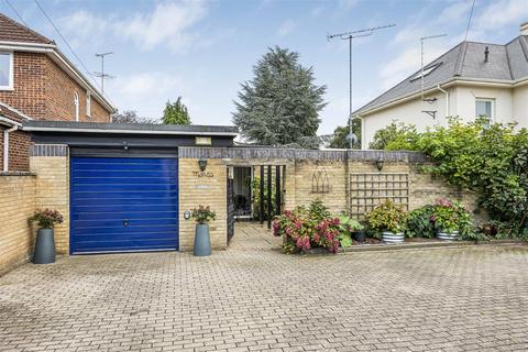 3 bedroom detached bungalow for sale, Prestbury Road, Cheltenham