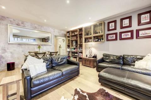 3 bedroom flat for sale, Waterfront Apartments, Amberley Road, London, W9 2JY