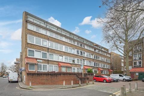 3 bedroom flat for sale, Thames Court, Daniel Gardens, London, SE15 6LL