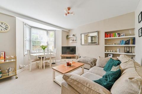 1 bedroom flat for sale, Burton Road, London, SW9