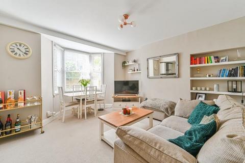 1 bedroom flat for sale, Burton Road, London, SW9 6TF