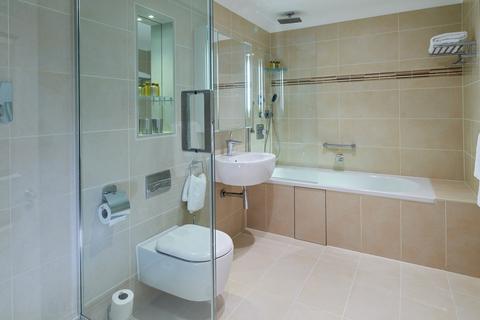 2 bedroom penthouse to rent, Cheval Calico House, EC4M