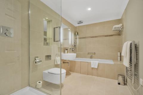 2 bedroom penthouse to rent, Cheval Calico House, EC4M