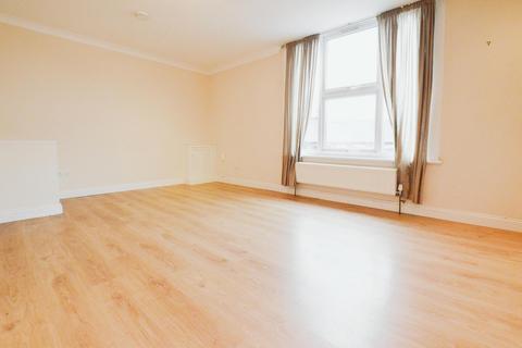 1 bedroom flat to rent, Hatfield Road, St Albans, AL1