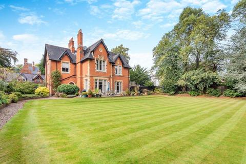 8 bedroom detached house for sale, Carpenter Road, Birmingham B15