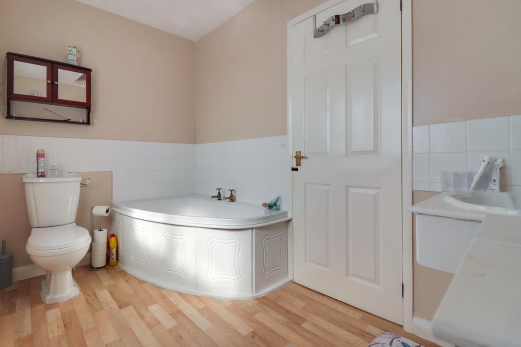 Ensuite Bathroom