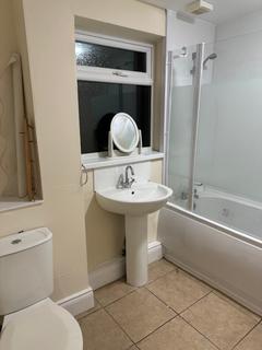 2 bedroom ground floor flat to rent, Charlotte Street, Wallsend NE28