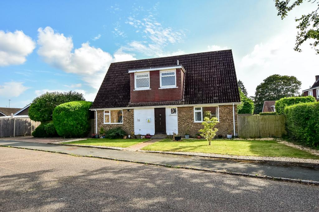 Chessfield Park, Little Chalfont... 3 bed detached house for sale £