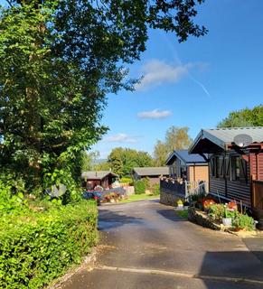 2 bedroom static caravan for sale, Carnforth Lancashire