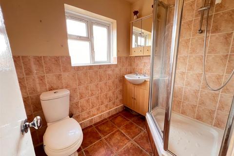 1 bedroom flat for sale, Bastable Avenue, Barking