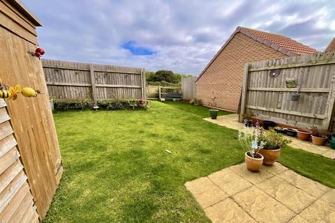 3 bedroom semi-detached house for sale, Wagoners Way, East Ayton, Scarborough