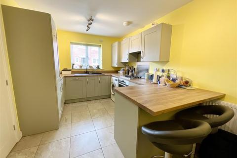 3 bedroom semi-detached house for sale, Wagoners Way, East Ayton, Scarborough