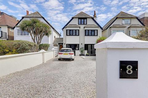 4 bedroom detached house for sale, Grand Avenue, Worthing BN11