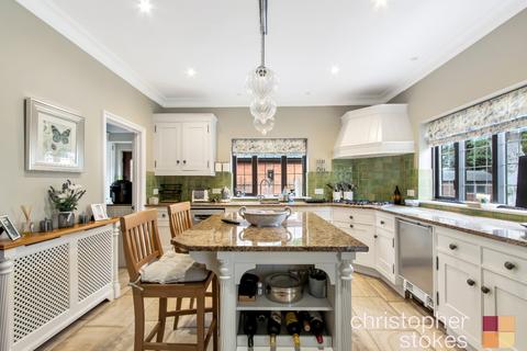 5 bedroom detached house for sale, Broomer Place, Cheshunt, Waltham Cross, Hertfordshire, EN8 9ER