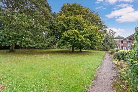 14 Audley Drive, Maidenhead, SL6 4QP