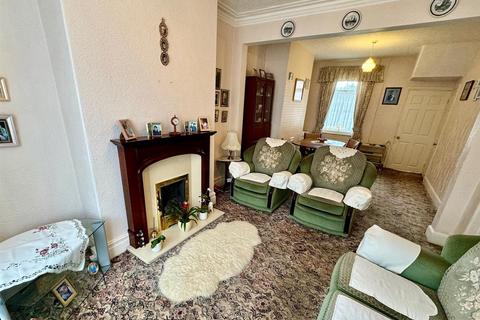 2 bedroom terraced house for sale, Candler Street, Scarborough