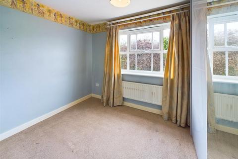 44 Barth Close, Great Oakley, Corby, NN18 8LU