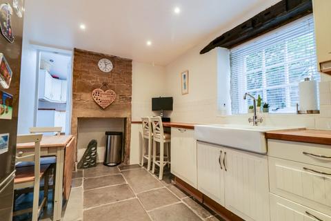 3 bedroom end of terrace house for sale, The Wicket, Calverley, Pudsey, West Yorkshire, LS28