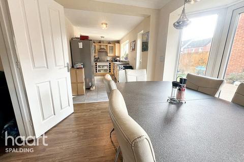 4 bedroom detached house for sale, Sutton Bridge PE12