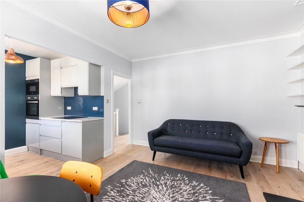 Glennie Road, West Norwood, London, SE27 2 bed apartment to rent £