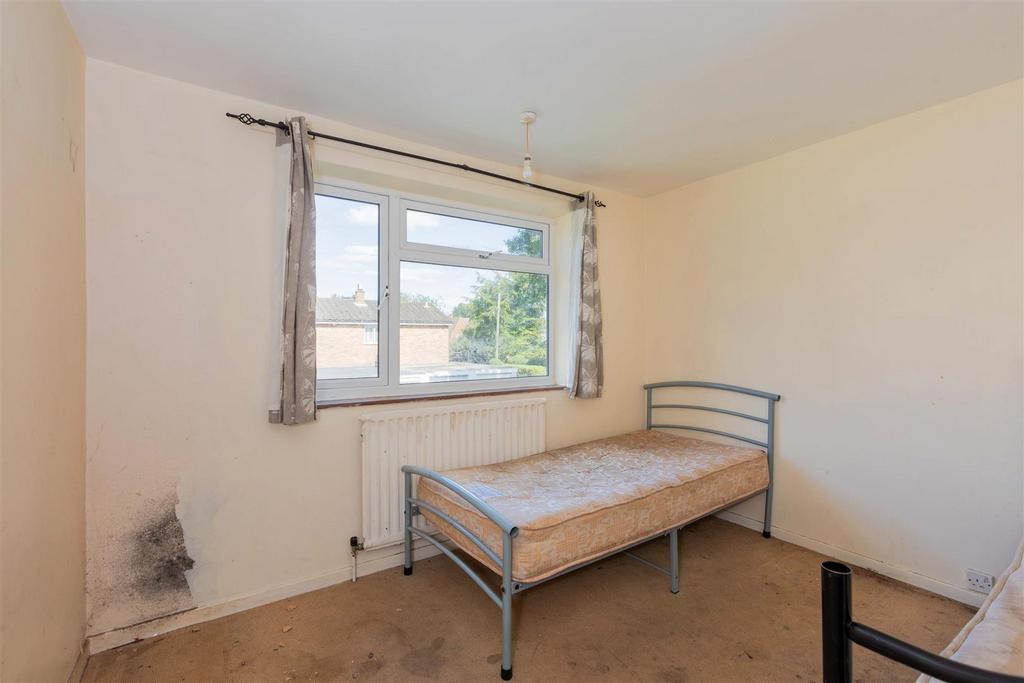 20 Chantry Close-5.jpg