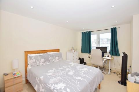 1 bedroom flat to rent, Long Lane Southwark SE1