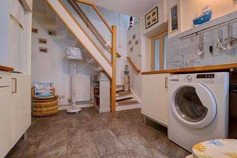 2 bedroom cottage for sale, Market Street, Appledore, Bideford