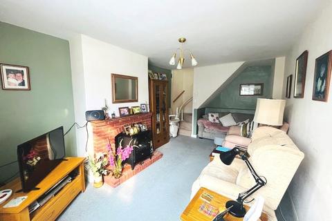 2 bedroom end of terrace house for sale, Main Street, Offenham, Evesham