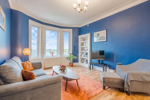 1 bedroom flat for sale, Clarkston Road, Flat 3/2, Muirend, Glasgow, G44 3LL