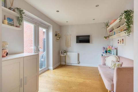 23 Rectory Gardens, Alvechurch, Birmingham, B48 7TH