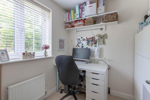 23 Rectory Gardens, Alvechurch, Birmingham, B48 7TH