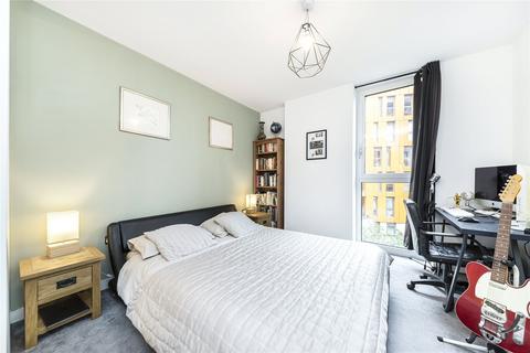 1 bedroom apartment for sale, Cable Walk, Greenwich, SE10