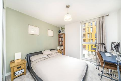 1 bedroom apartment for sale, Cable Walk, Greenwich, London, SE10