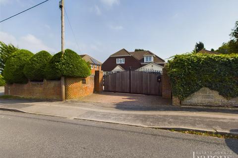 5 bedroom detached house for sale, 293 Kempshott Lane, Basingstoke RG22