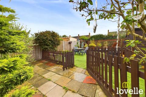 2 bedroom semi-detached bungalow for sale, Little Weighton Road, East Riding of Yorkshire HU16