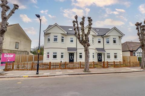 undefined, St. Benets Road, Southend-On-Sea SS2