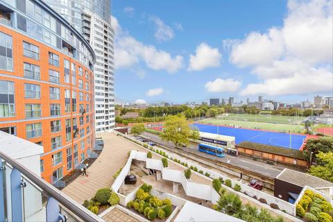 2 bedroom duplex for sale, Gunwharf Quays, Portsmouth, Hampshire