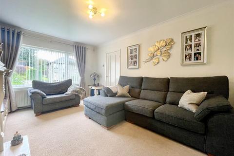 55 Beldon Lane, Bradford, BD7 4LF
